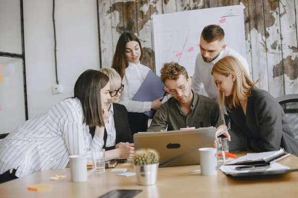 Optimisez votre bâtiment tertiaire grâce aux panneaux photovoltaïques